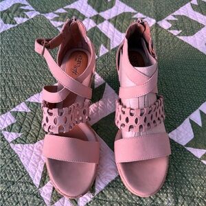 Women’s Strappy Sandals with Cutout Detail